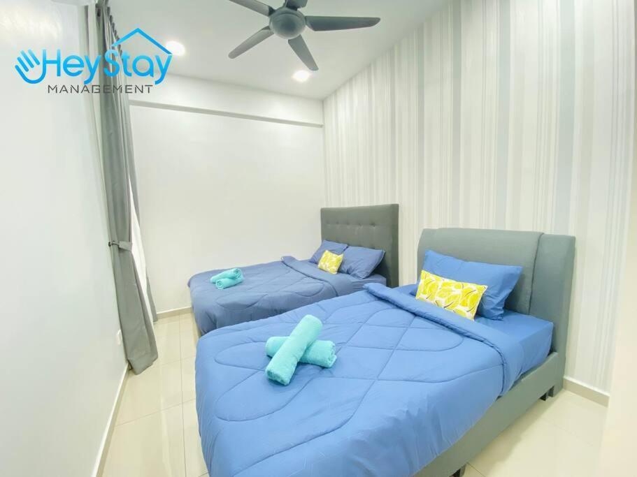 Novo 8 Residence Bachang By Heystay Management Kampong Tambak Exterior foto