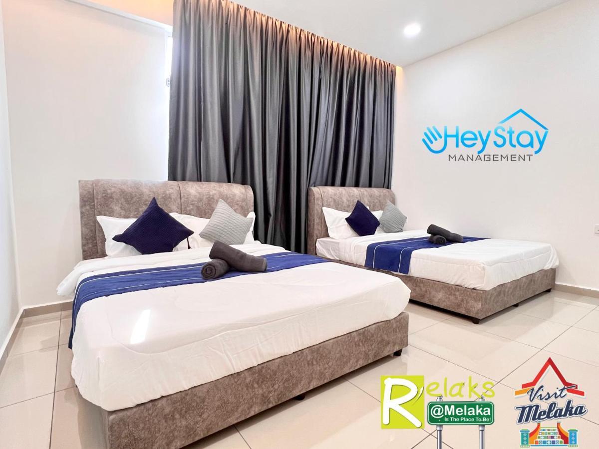 Novo 8 Residence Bachang By Heystay Management Kampong Tambak Exterior foto