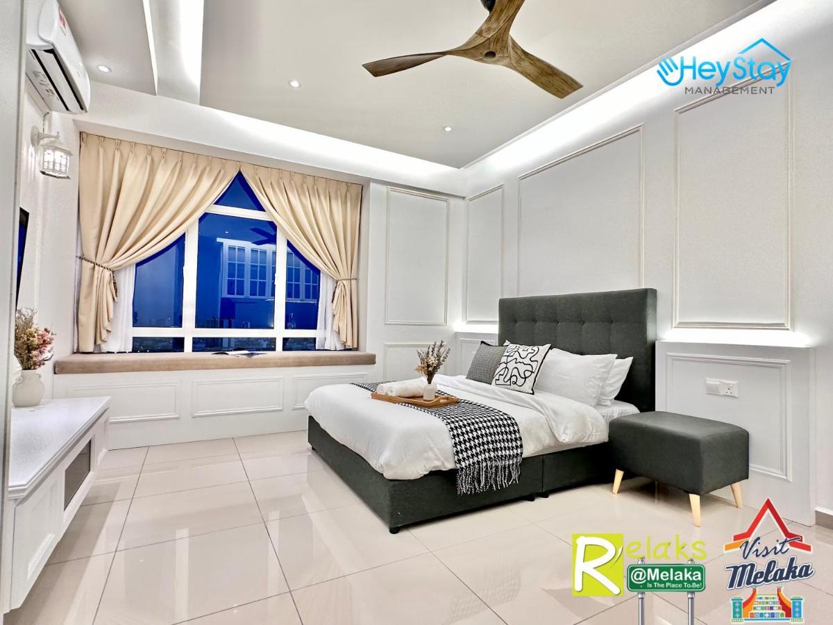 Novo 8 Residence Bachang By Heystay Management Kampong Tambak Exterior foto